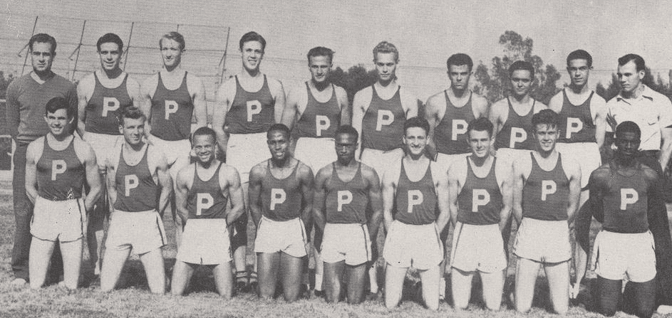 Black and white photo of a sports team.